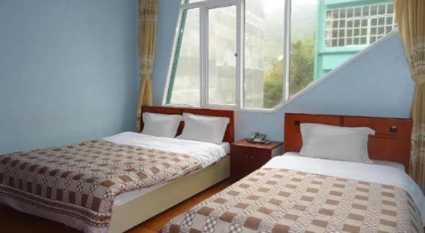 Bed in Ciao CatBa Hotel