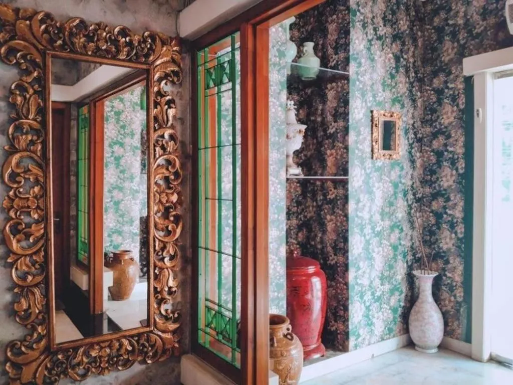 Arimbi Pejaten Suites