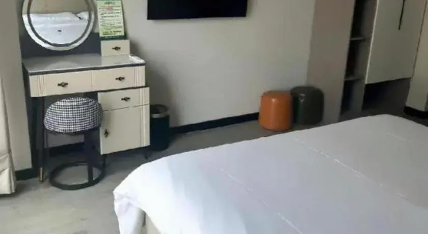 Bed in GreenTree Inn Weihai Liugongdao Wharf Qingdao North Road Express Hotel Bed in GreenTree Inn Weihai Liugongdao Wharf Qingdao North Road Express Hotel