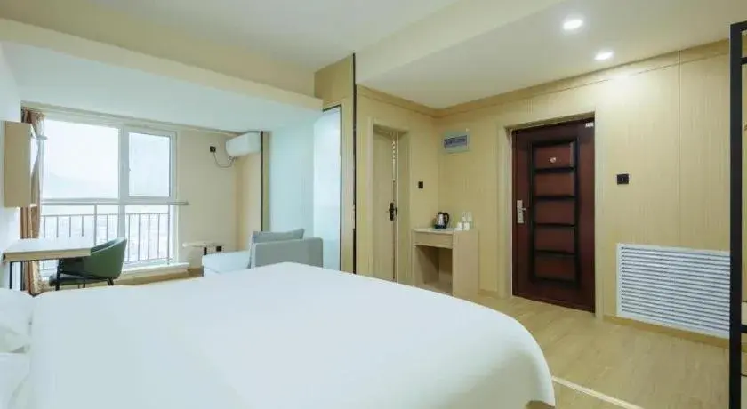 Bed in GreenTree Inn Weihai Liugongdao Wharf Qingdao North Road Express Hotel Bed in GreenTree Inn Weihai Liugongdao Wharf Qingdao North Road Express Hotel