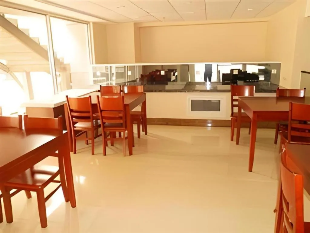 GreenTree Inn Weihai Liugongdao Wharf Qingdao North Road Express Hotel