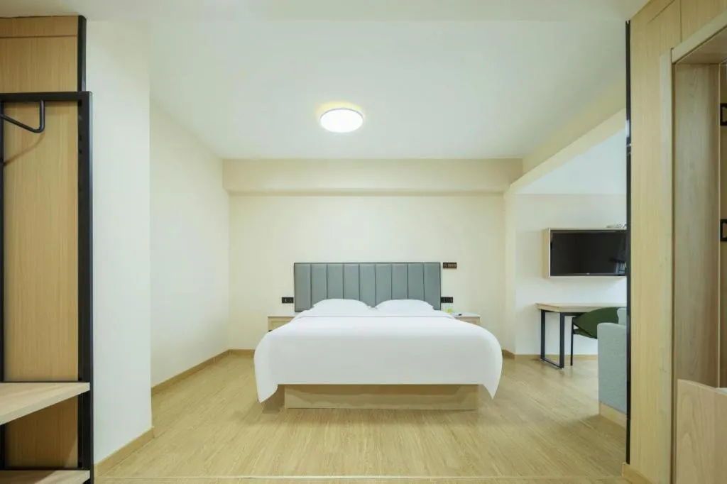 Bed in GreenTree Inn Weihai Liugongdao Wharf Qingdao North Road Express Hotel