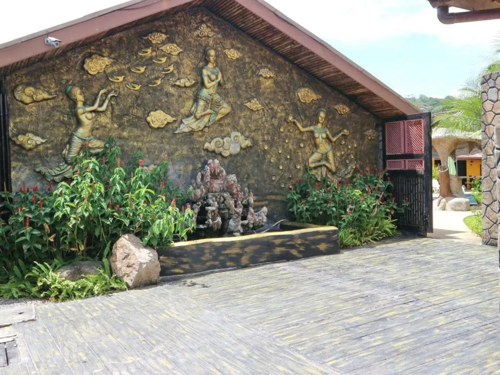 Kamala Tropical Garden Hotel