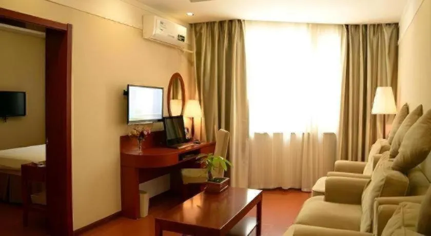 GreenTree Inn Jinan Quancheng Hotel