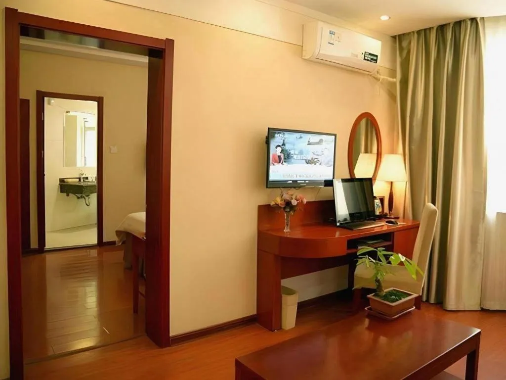 GreenTree Inn Jinan Quancheng Hotel