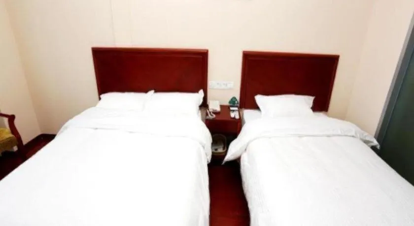 Bed in GreenTree Inn JiangSu NanJing South Railway Station South Square Express Hotel
