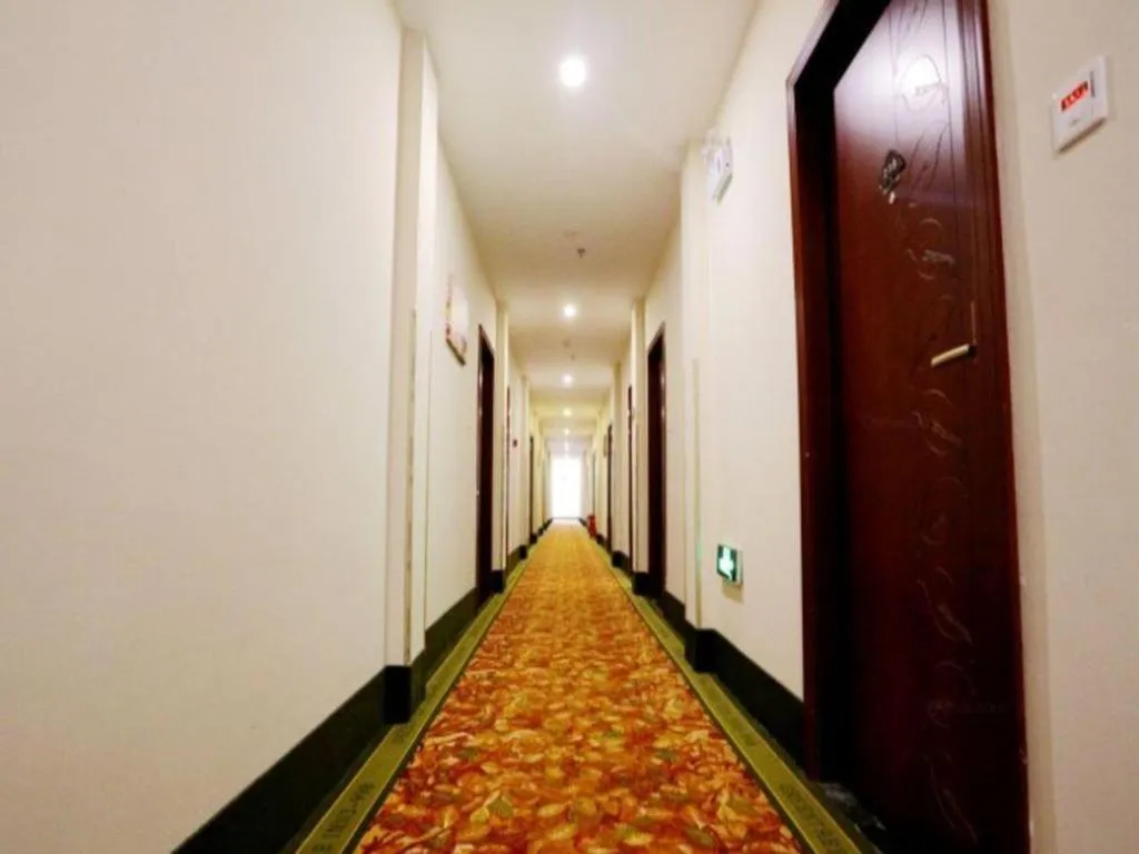 GreenTree Inn JiangSu NanJing South Railway Station South Square Express Hotel