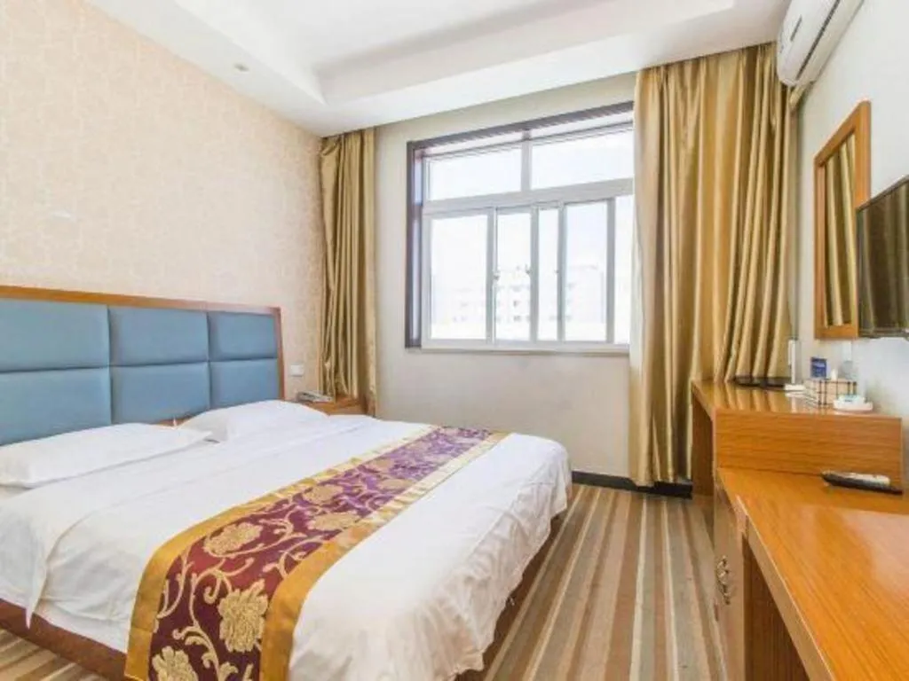 Bed in 169 Business Hotel