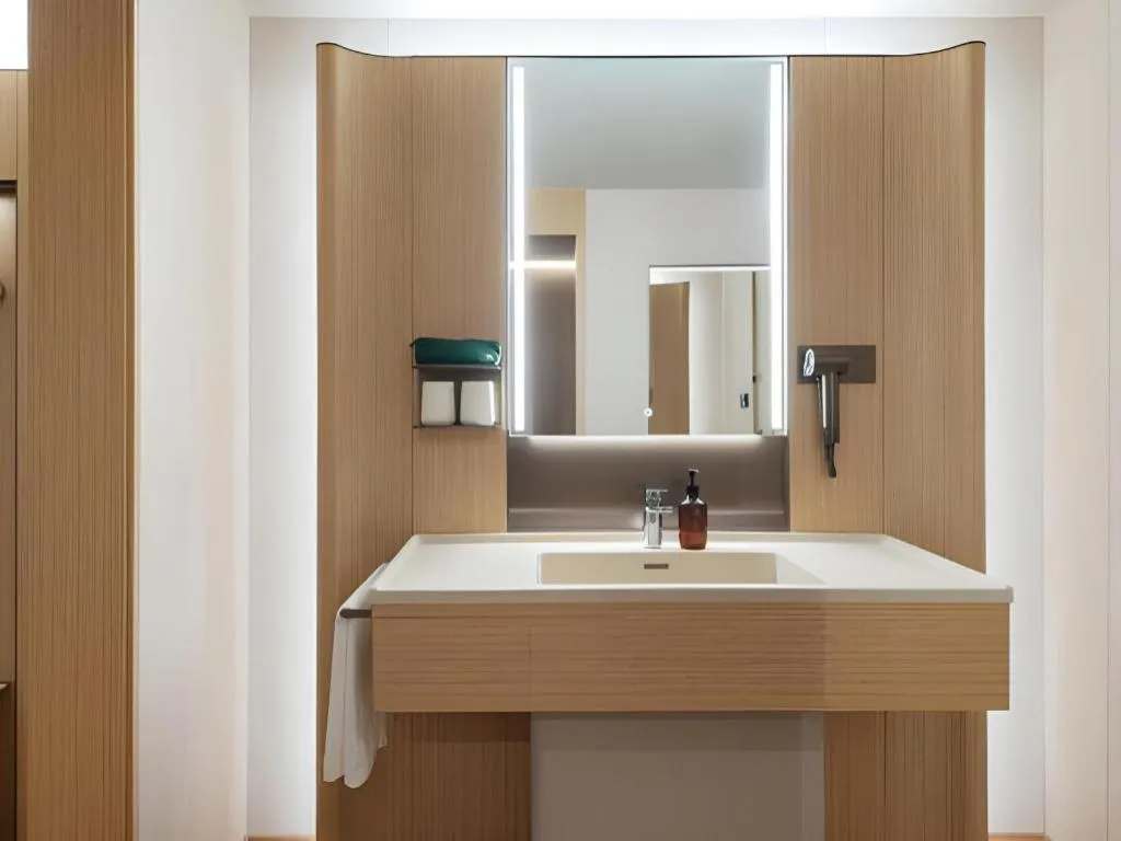 JI Hotel Guangzhou Tianhe East Railway Station