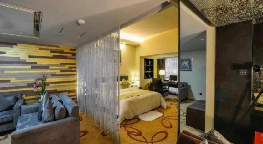 Bed in Changsha Jasmine International Hotel