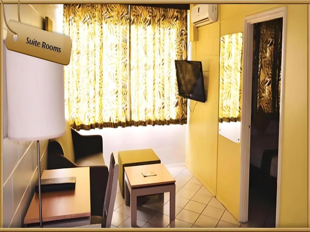 Peninsula International Hotel