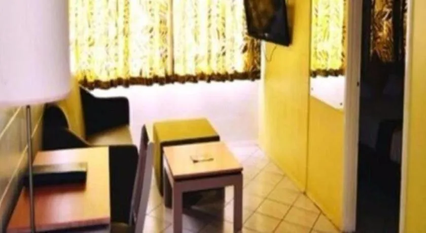 Peninsula International Hotel