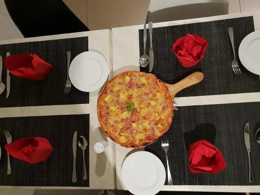 Peninsula International Hotel Peninsula International Hotel