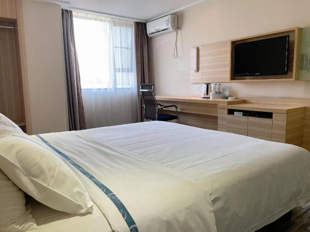 Bed in City Comfort Inn Guangzhou Jiaokou Metro Station