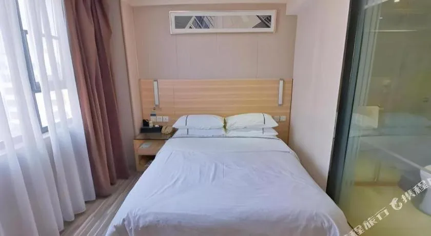 Bed in City Comfort Inn Guangzhou Jiaokou Metro Station