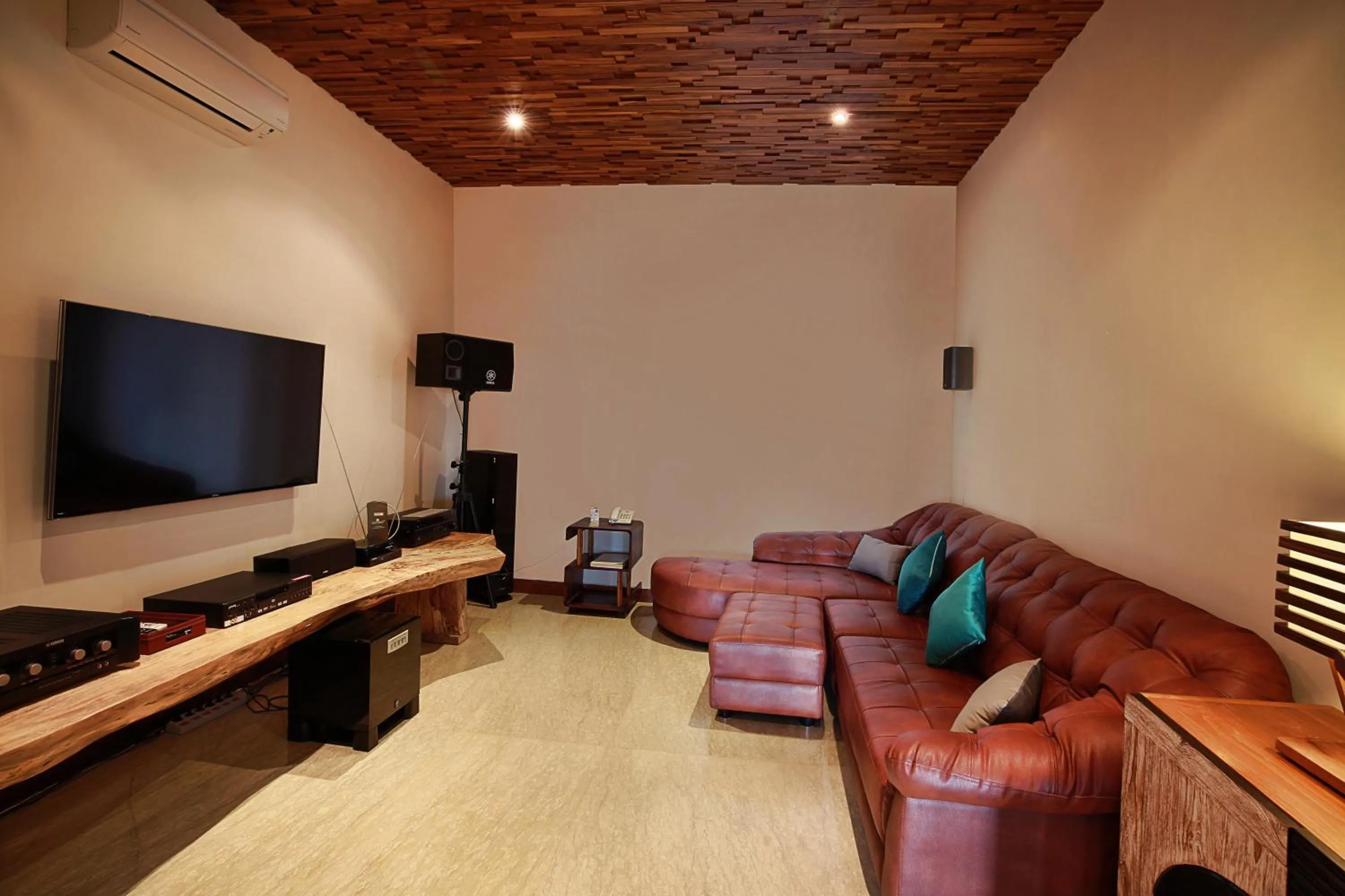 TV and multimedia in Casa Bonita Villa Bali