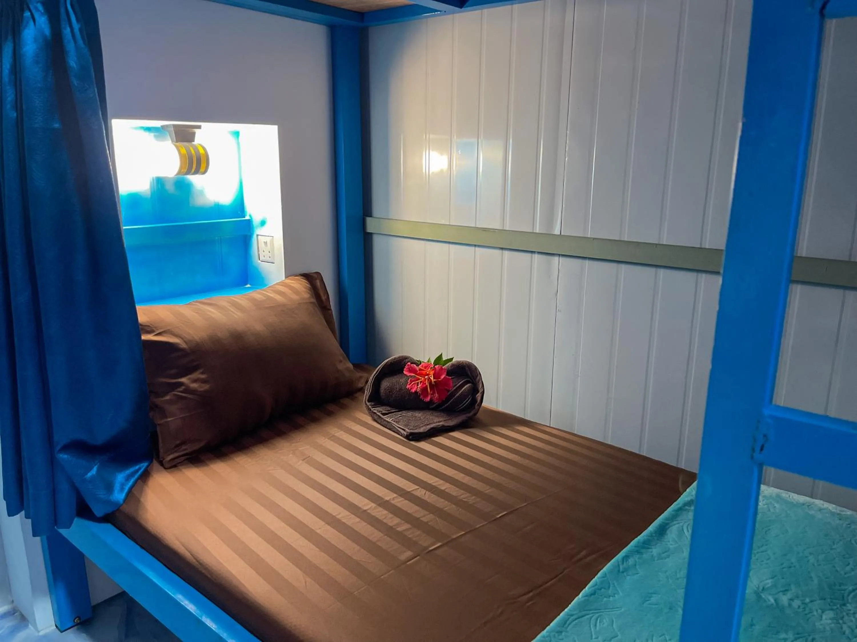 Bed in Ocean Lounge Bungalow