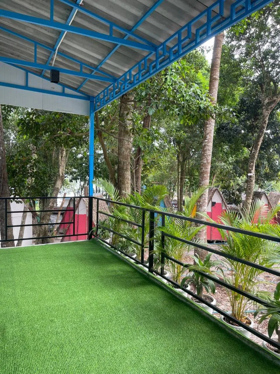 Balcony/Terrace in Ocean Lounge Bungalow