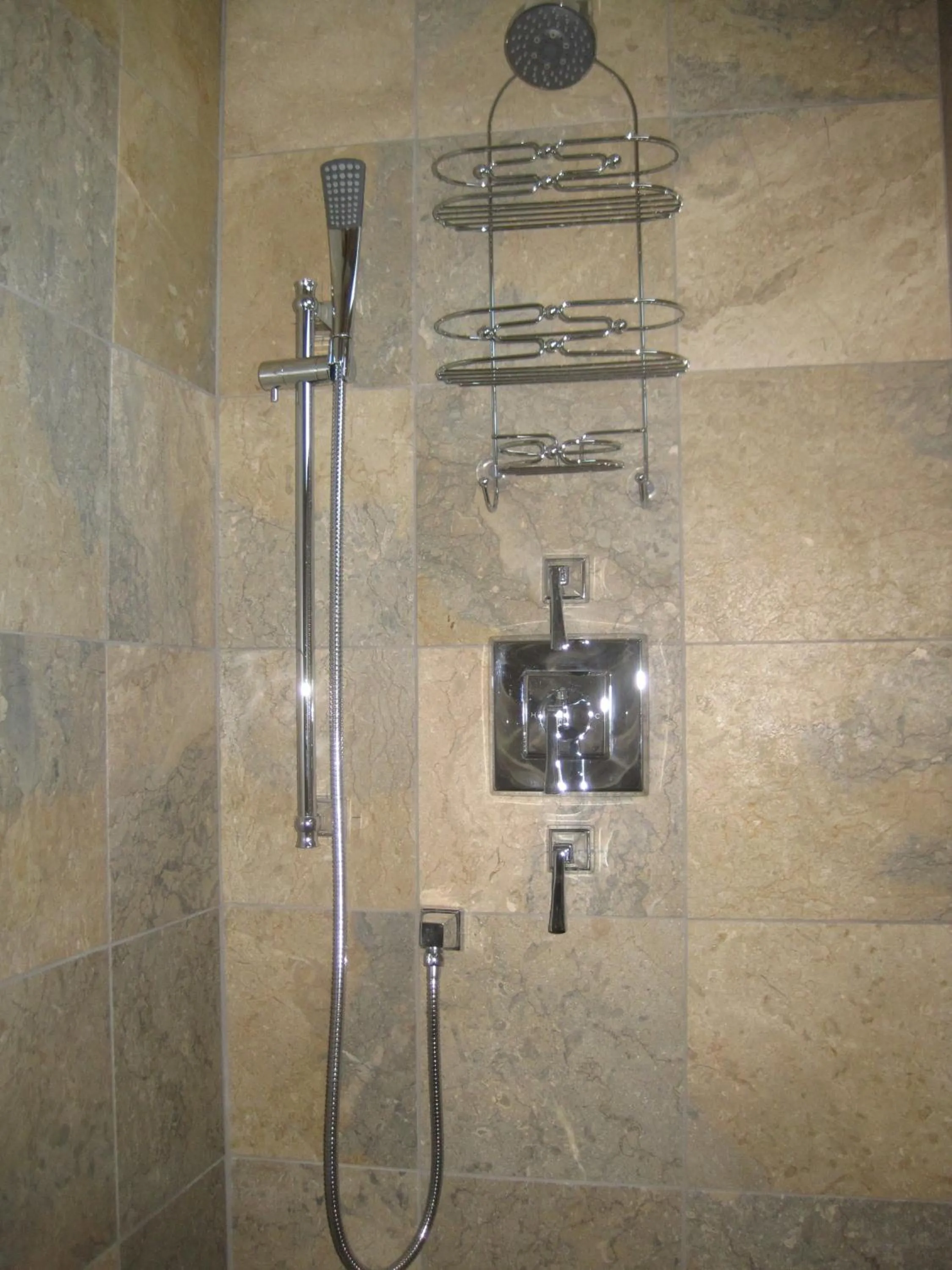 Shower in Courtwood Inn