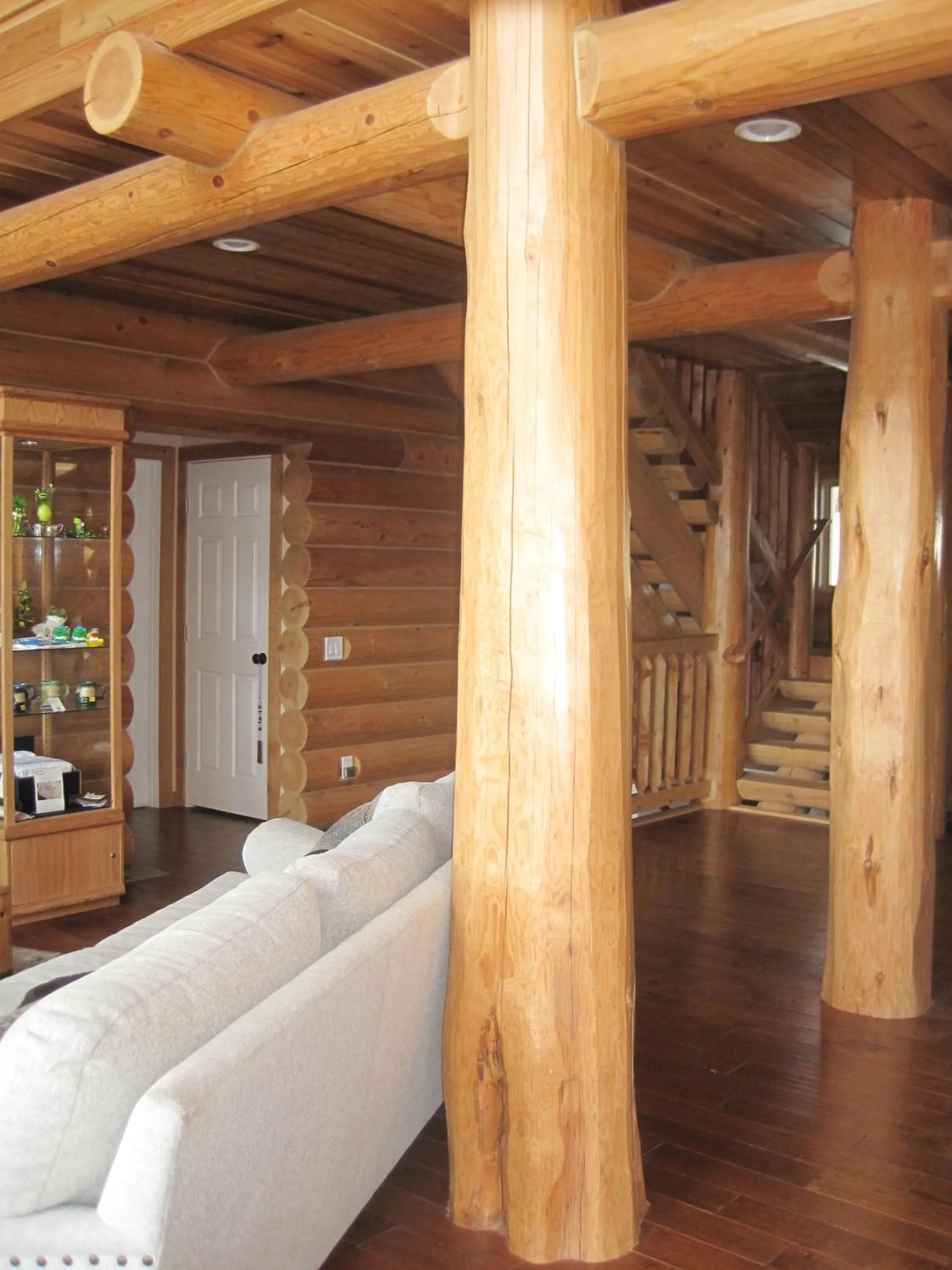 Facade/entrance in Courtwood Inn