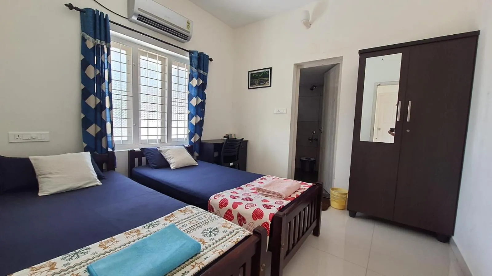 Bed in The Pod Cochin Homestay