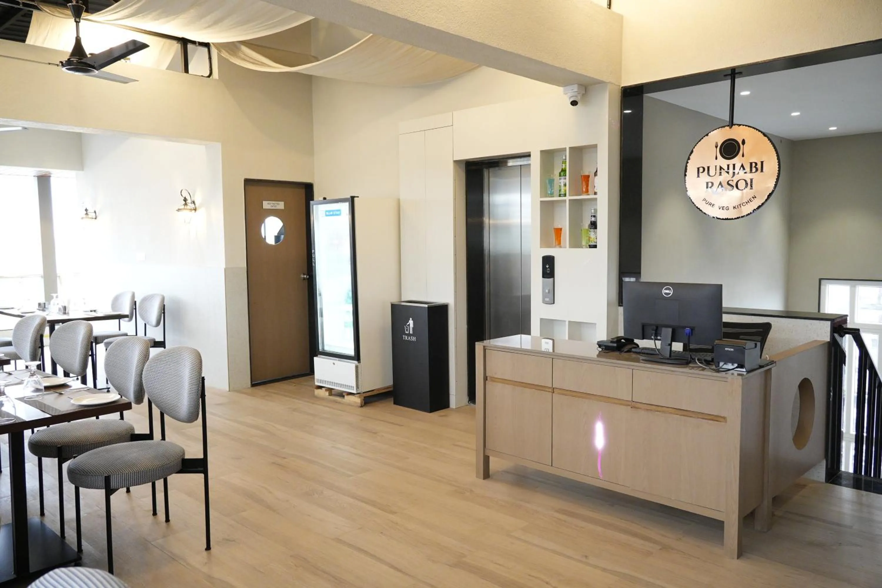 Restaurant/places to eat in SIVANTA by BOMBAY GROUP OF HOTELS NAGPUR