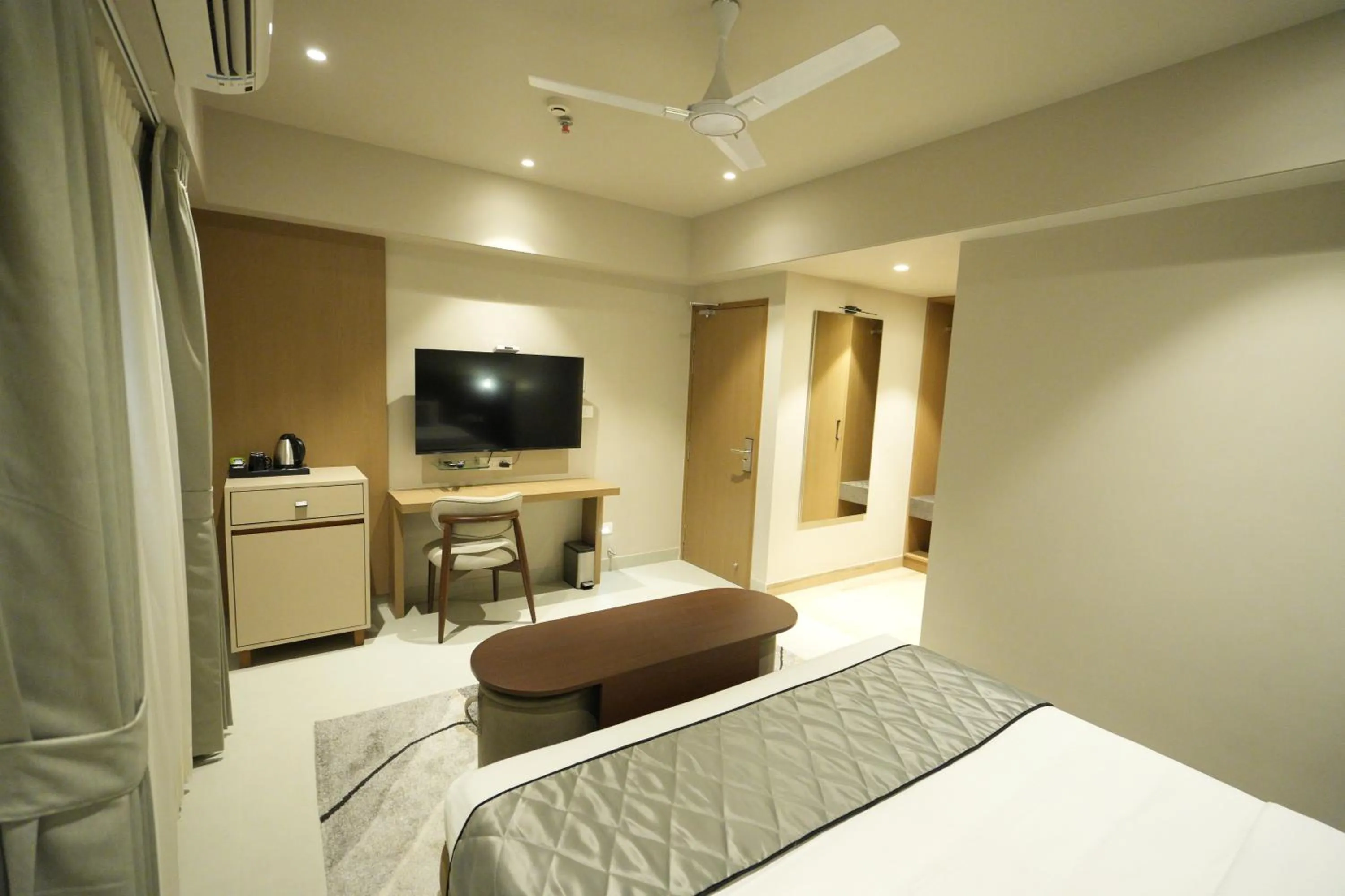 Bed in SIVANTA by BOMBAY GROUP OF HOTELS NAGPUR