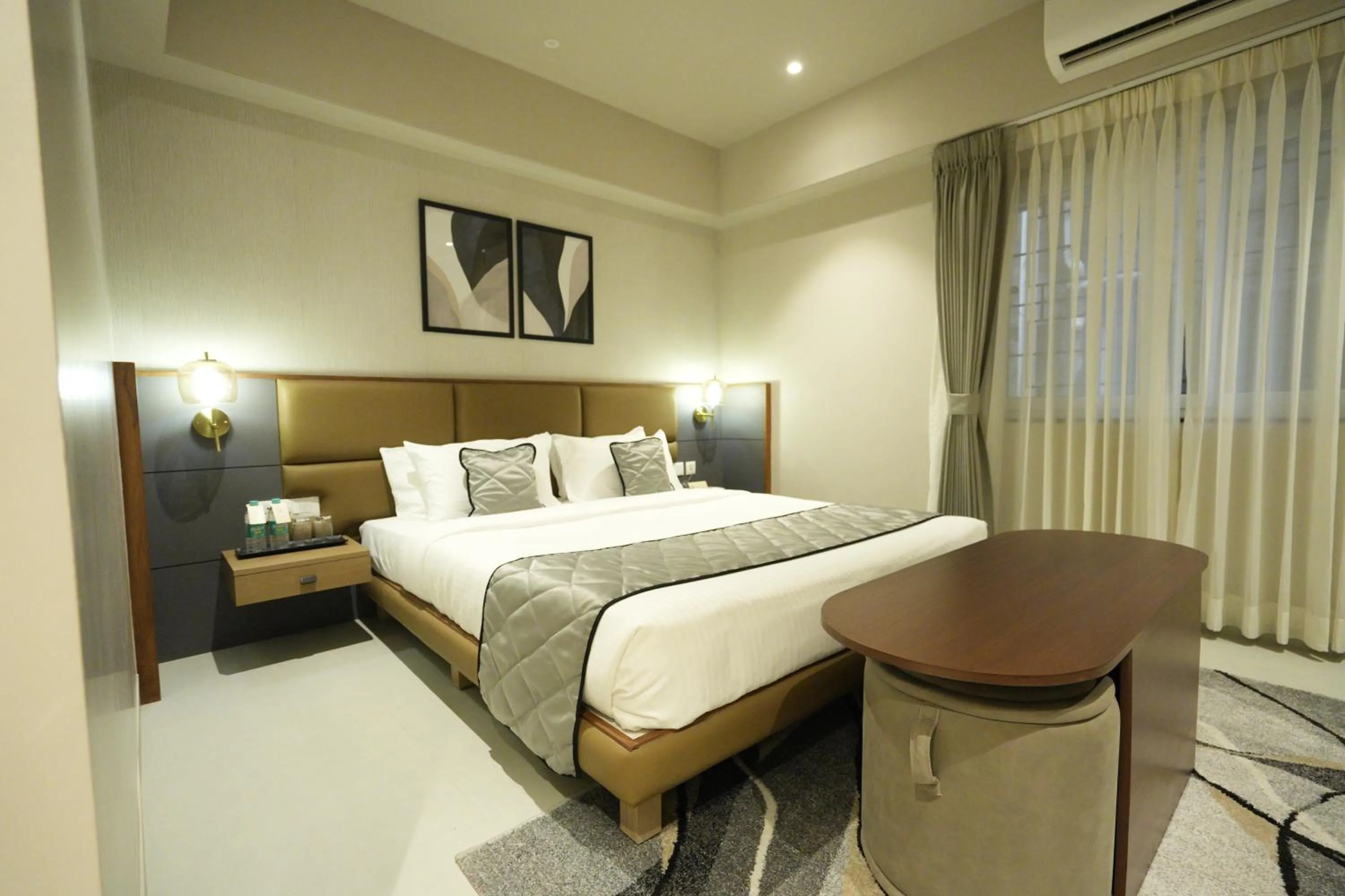 TV and multimedia, Bed in SIVANTA by BOMBAY GROUP OF HOTELS NAGPUR