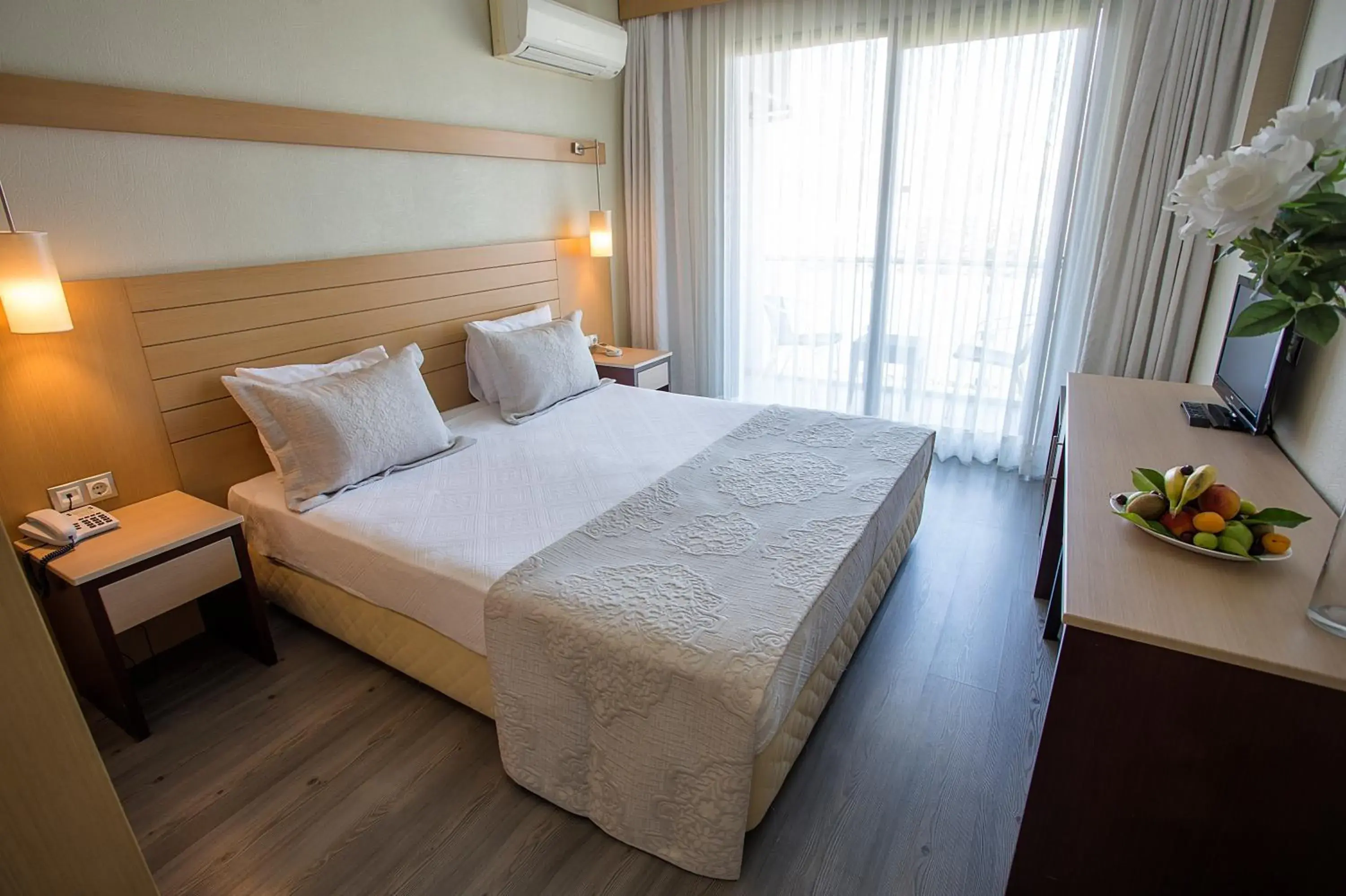 Double Room with Balcony - single occupancy in Çilek Marina Otel Double Room with Balcony - single occupancy in Çilek Marina Otel