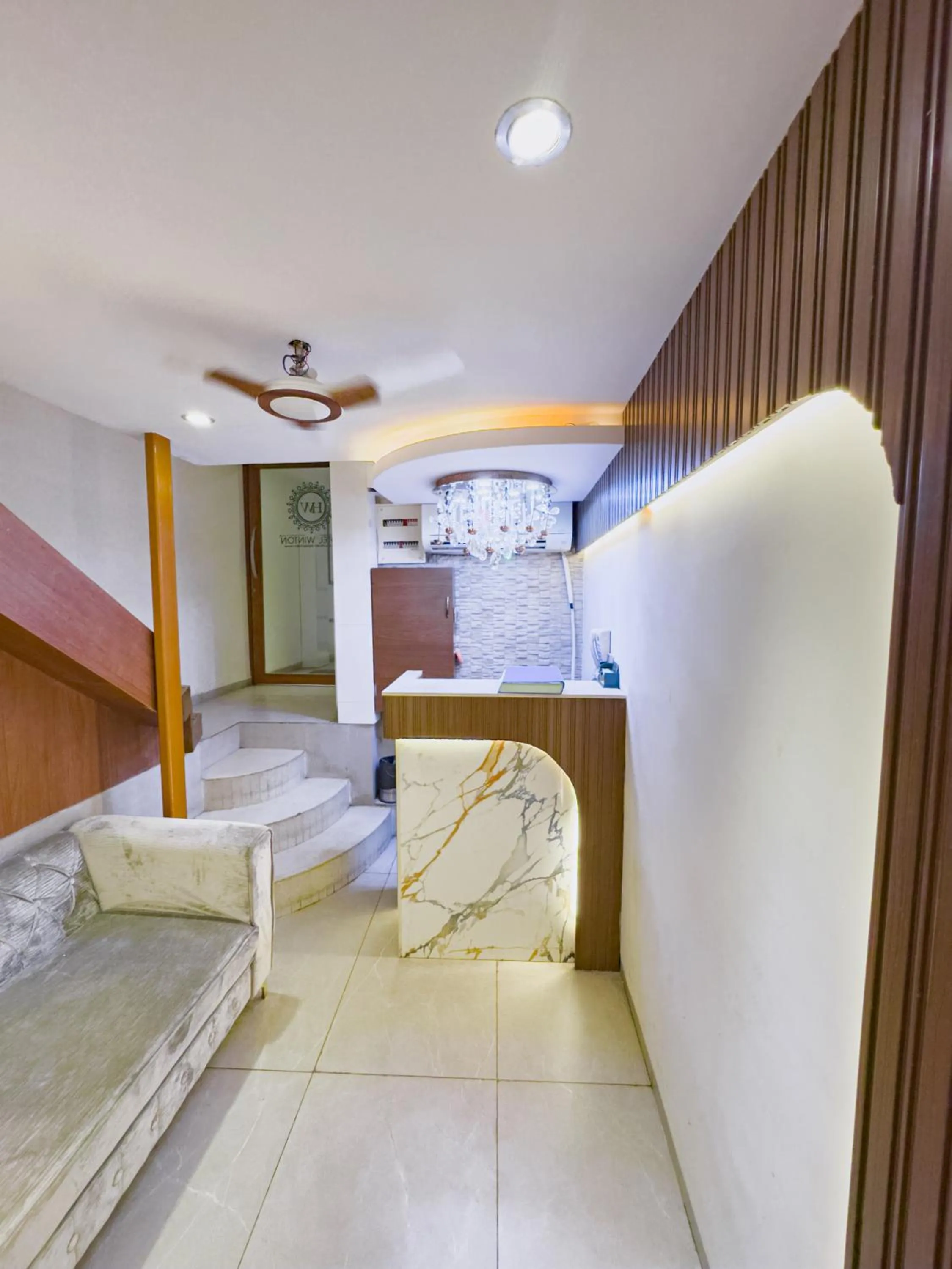 Facade/entrance in Hotel Winton