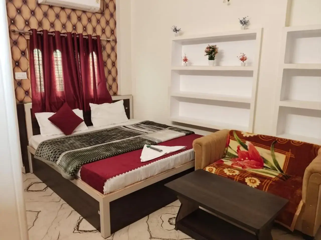 Family Room in Rudra Guest House Family Room in Rudra Guest House