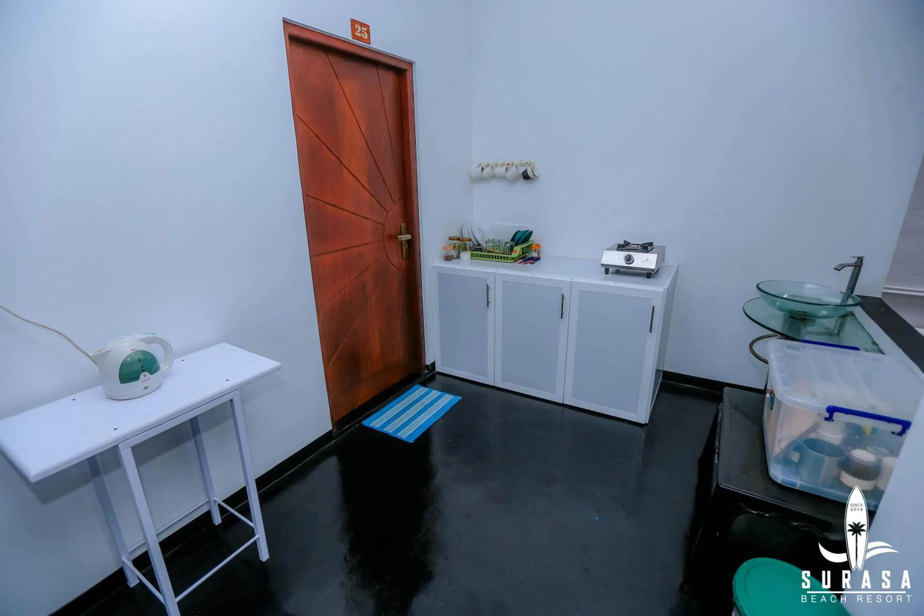 Communal kitchen in Surasa Beach Resort