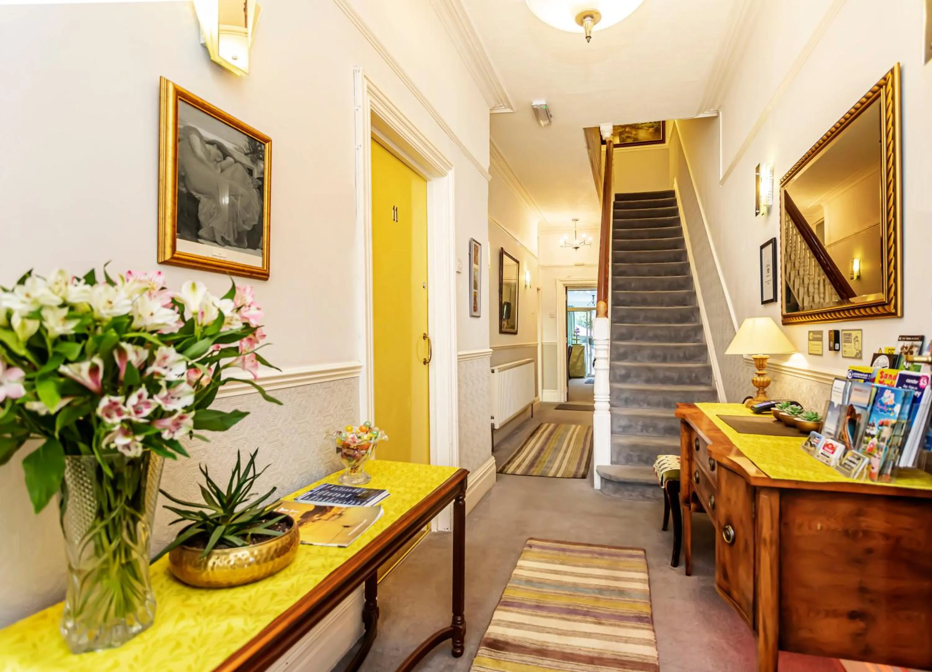 Lobby or reception in The Ravensbourne Hotel