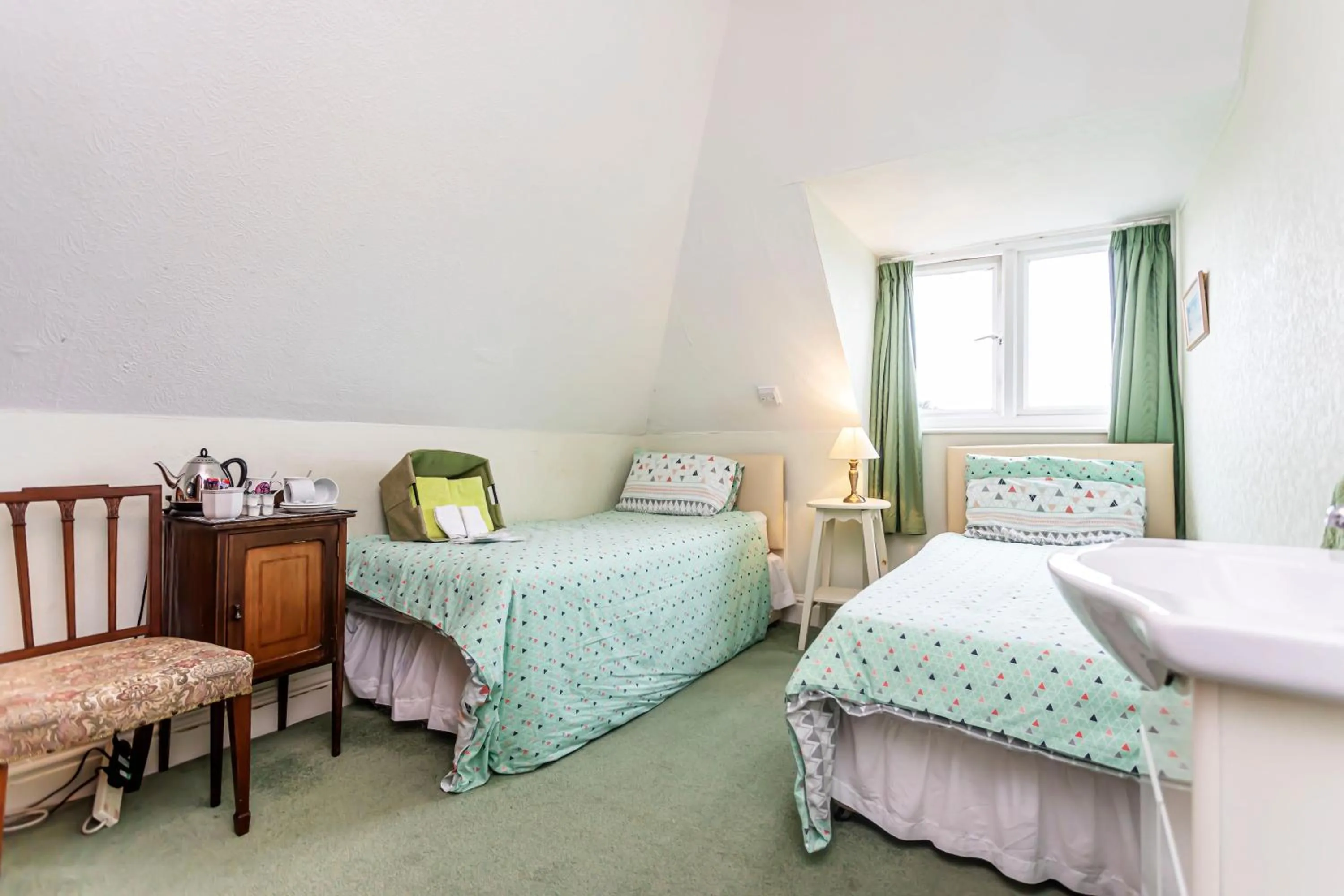 Bed in The Ravensbourne Hotel