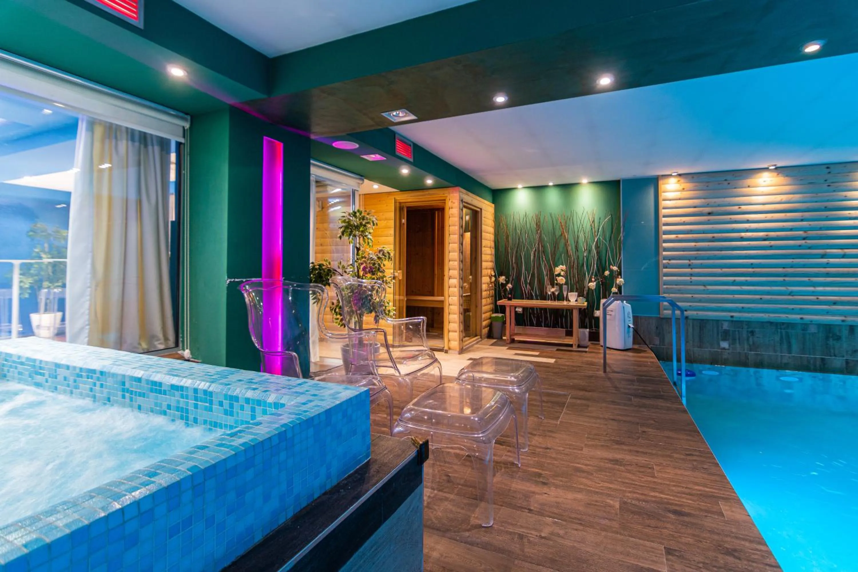 Swimming pool in Joan Apartments & Spa