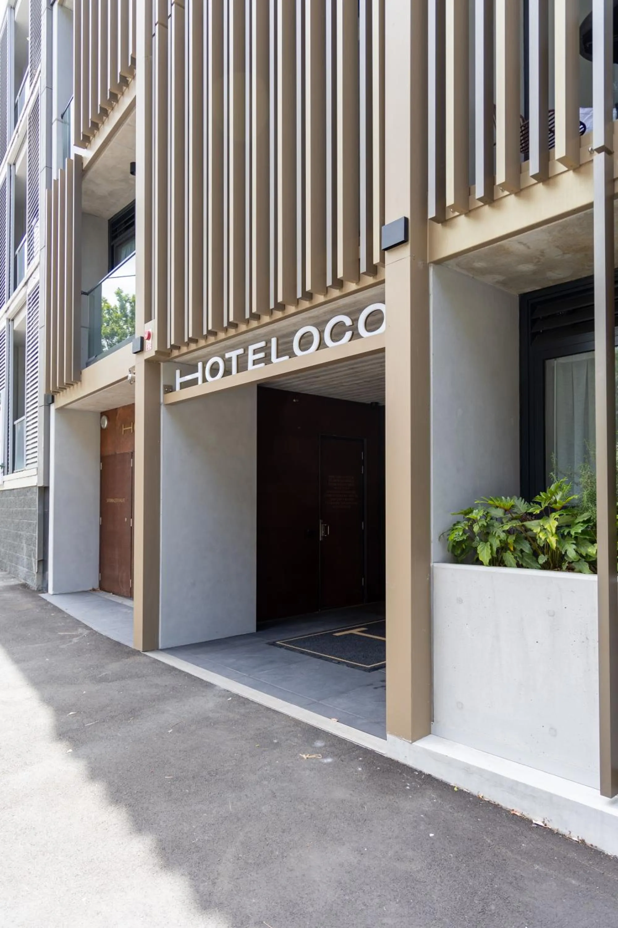 Property building in Hoteloco