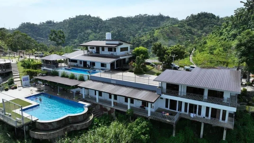 Property building in Serenity Farm and Resort by Hiverooms