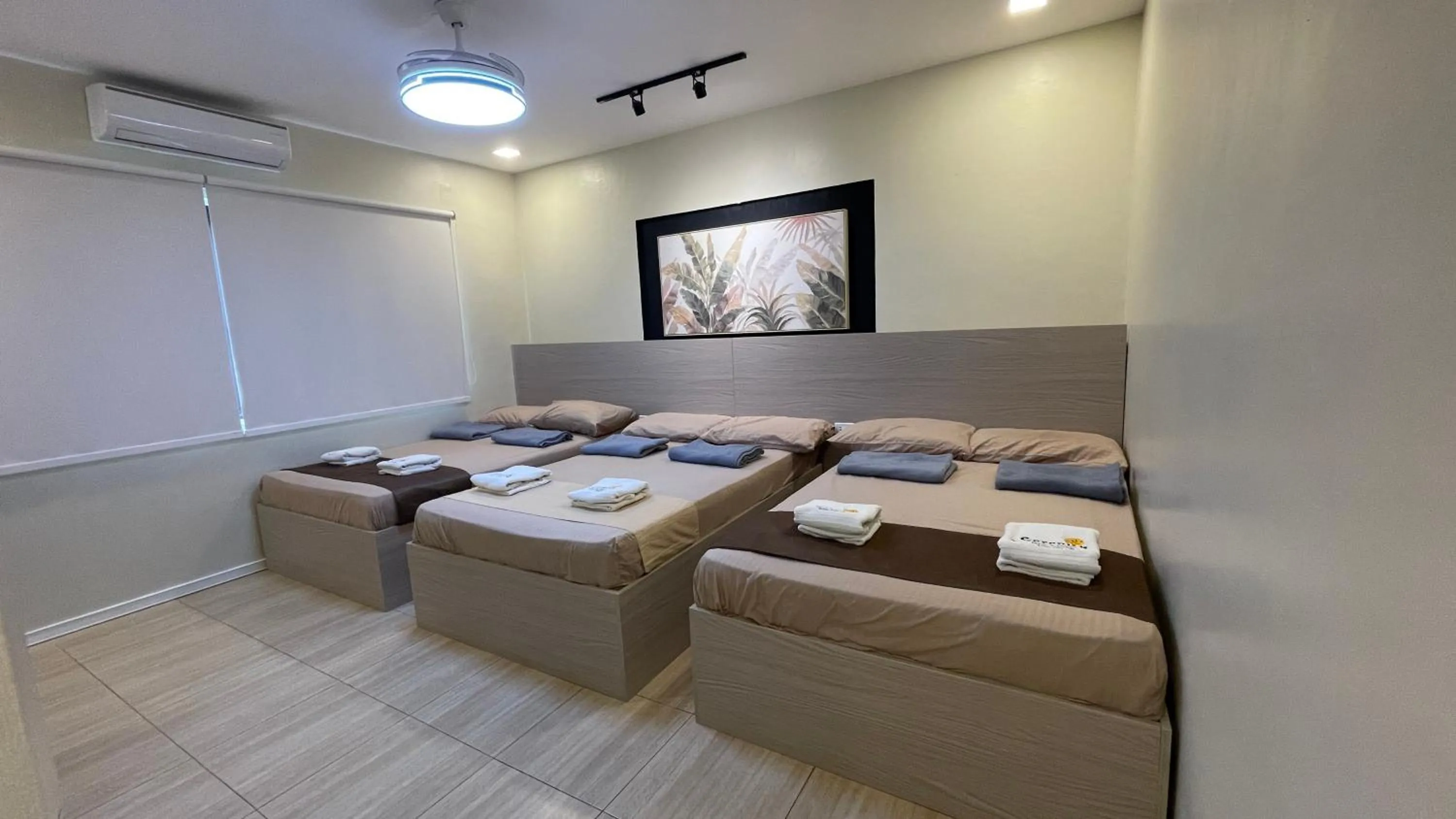 Photo of the whole room, Bed in Serenity Farm and Resort by Hiverooms