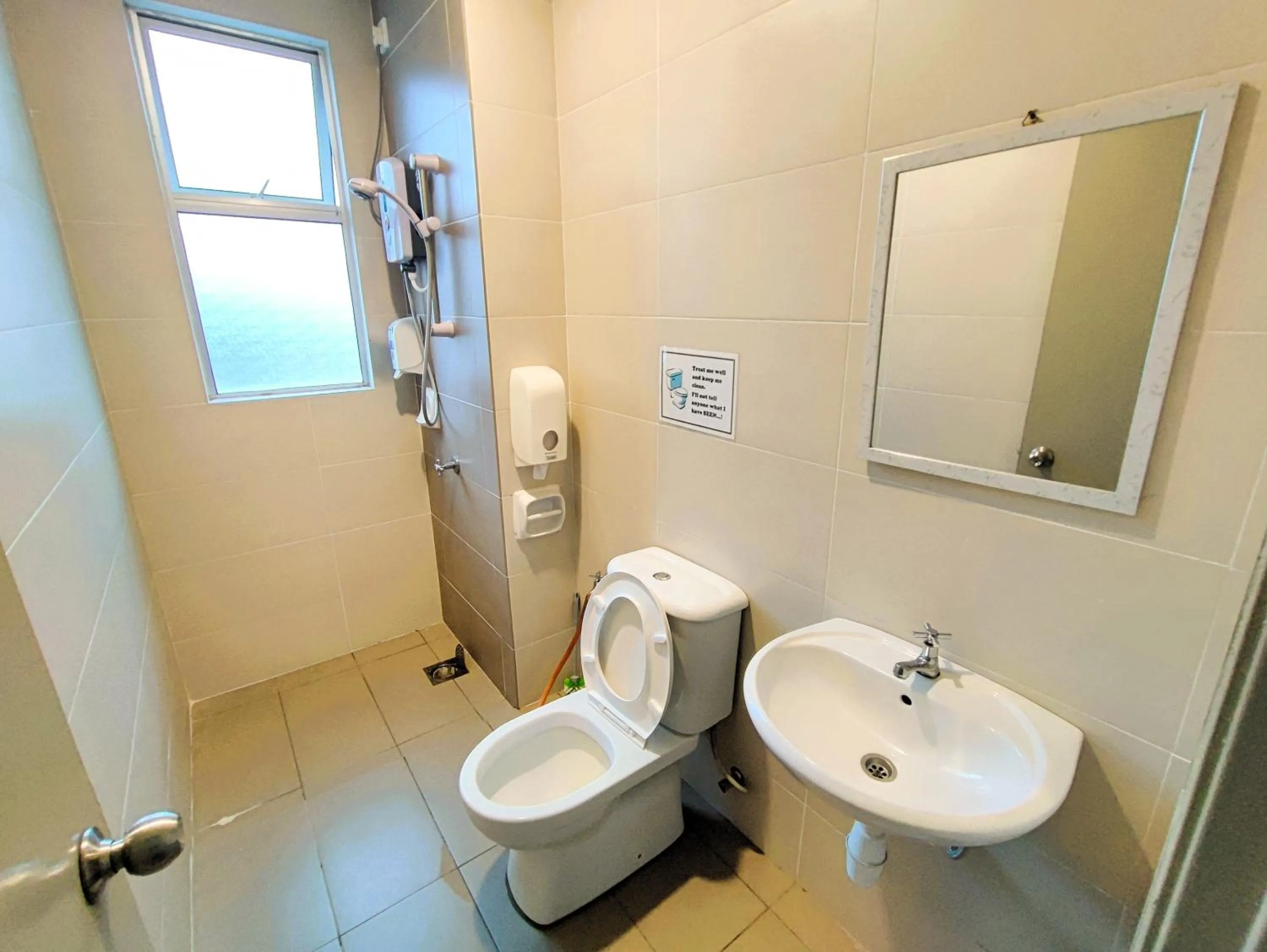 Shower in Somer GoldenHills Cameron Highlands Free Wi-Fi