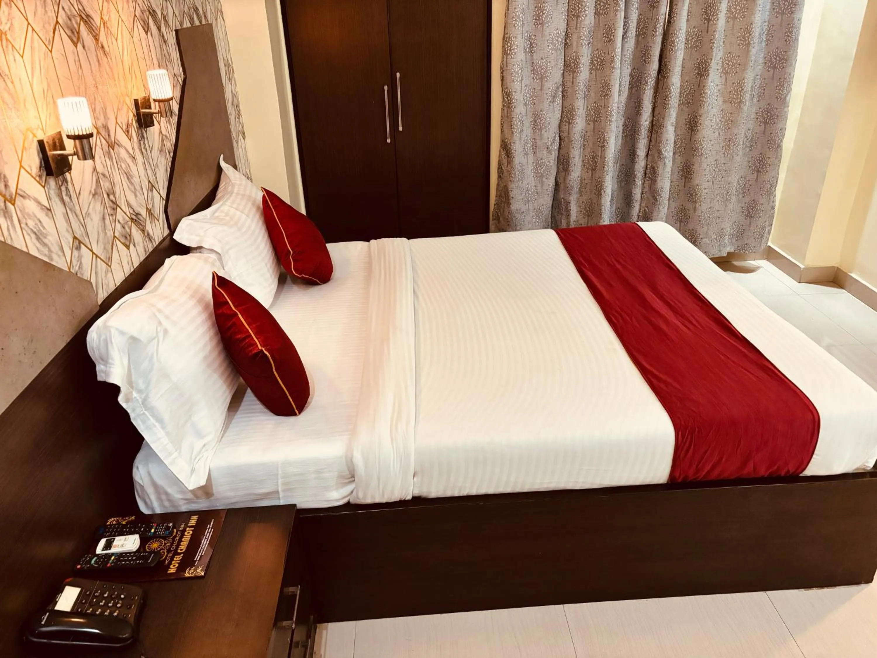 Bed in Hotel Chariot Inn Patna