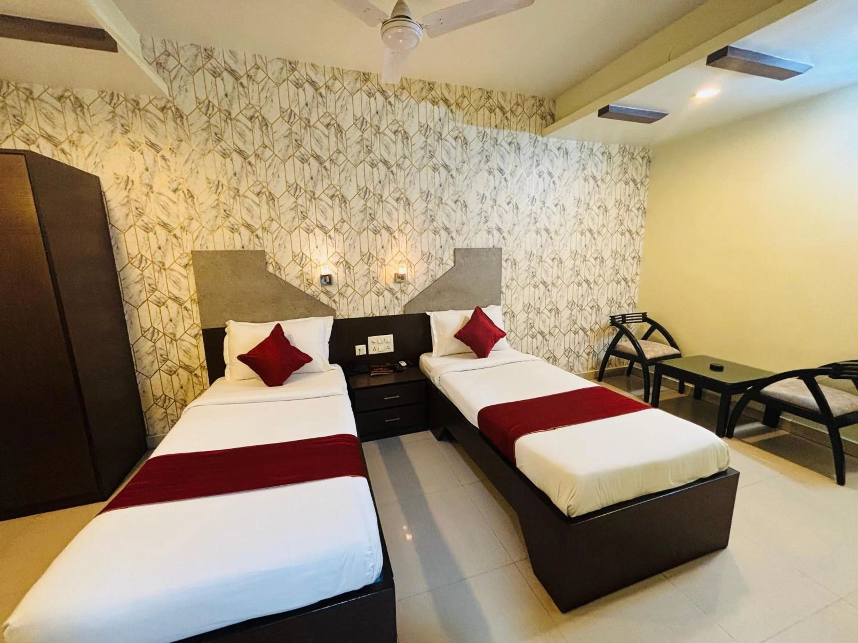 Bed in Hotel Chariot Inn Patna