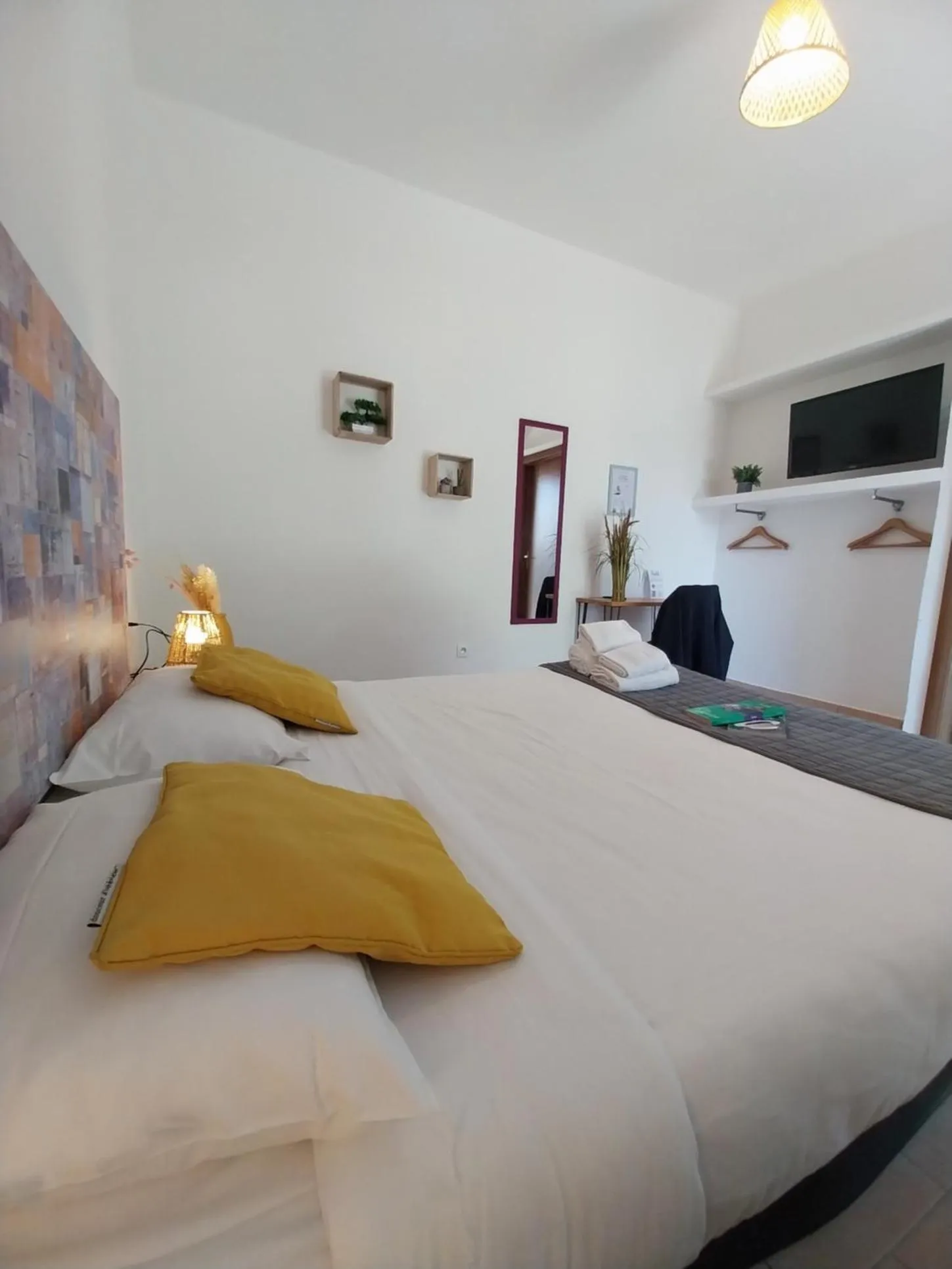 Bedroom, Bed in Hôtel Padolo