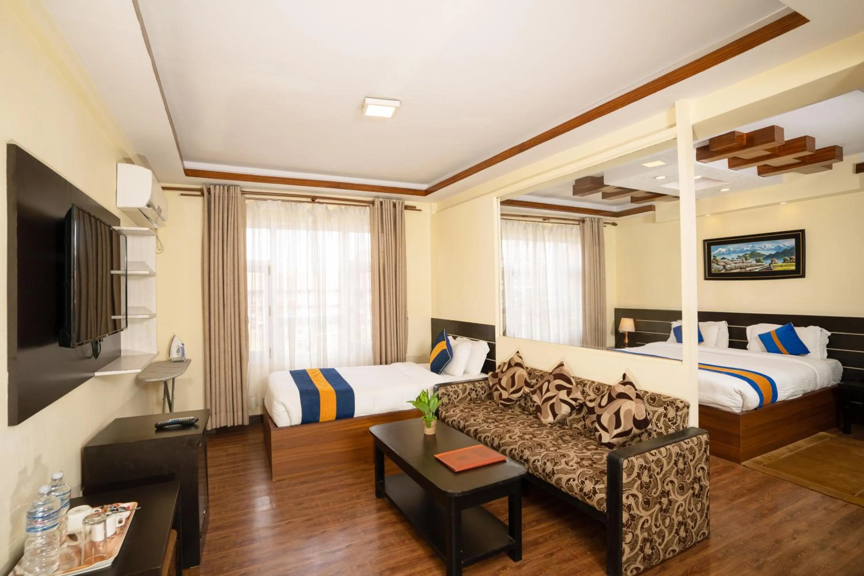 Communal lounge/ TV room, Bed in Devo Boutique Hotel