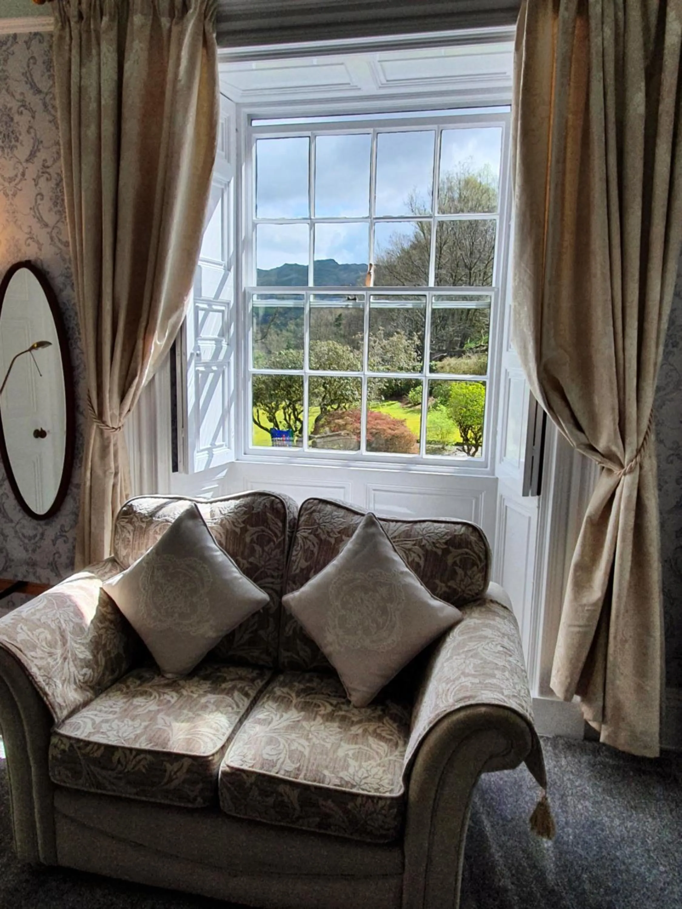 Bedroom, Bed in Foxghyll Country House