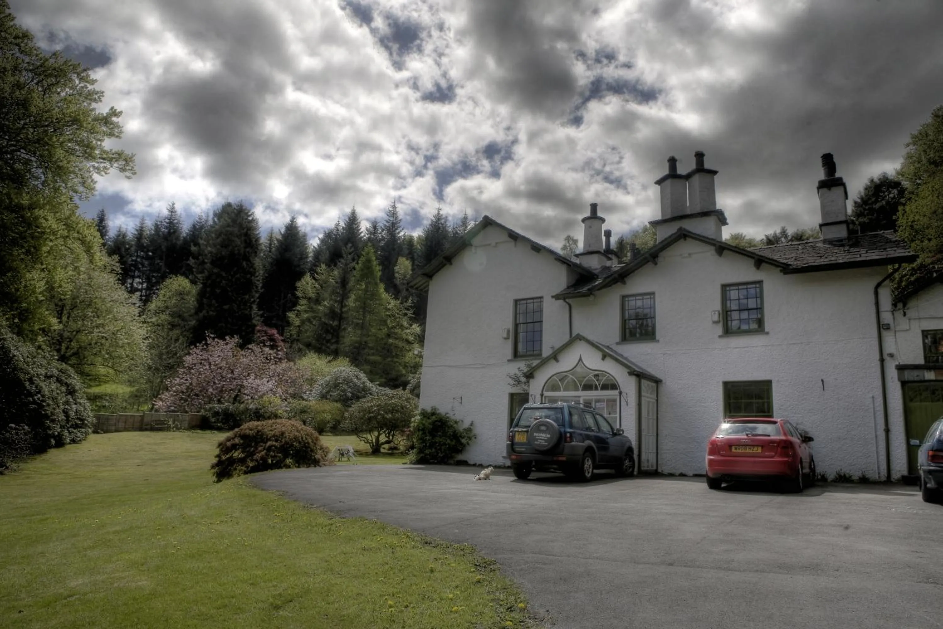 Facade/entrance in Foxghyll Country House