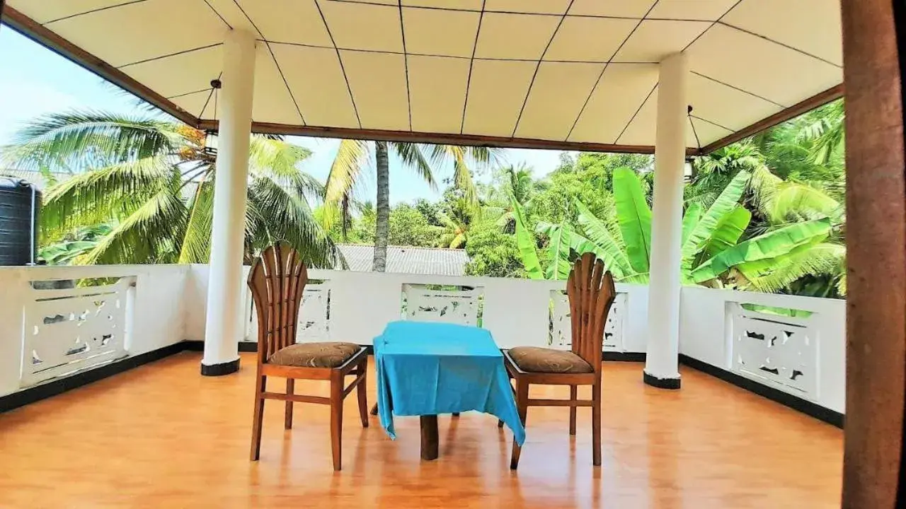 Deluxe Double Room - single occupancy in Bentota River Dilu Villa Deluxe Double Room - single occupancy in Bentota River Dilu Villa