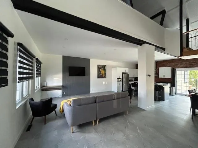 La Mezzanine