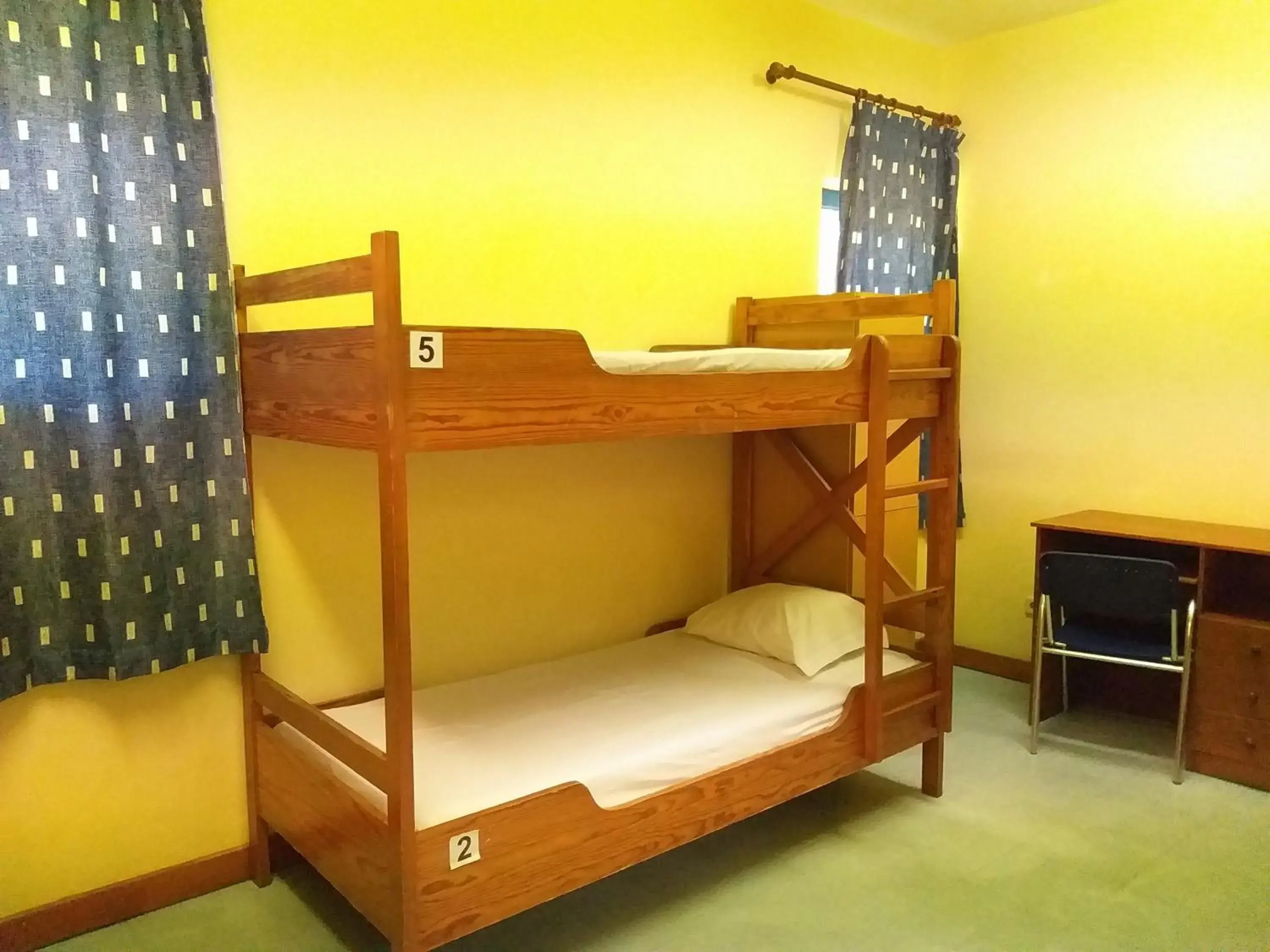 Family Room in HI Faro – Pousada de Juventude Family Room in HI Faro – Pousada de Juventude