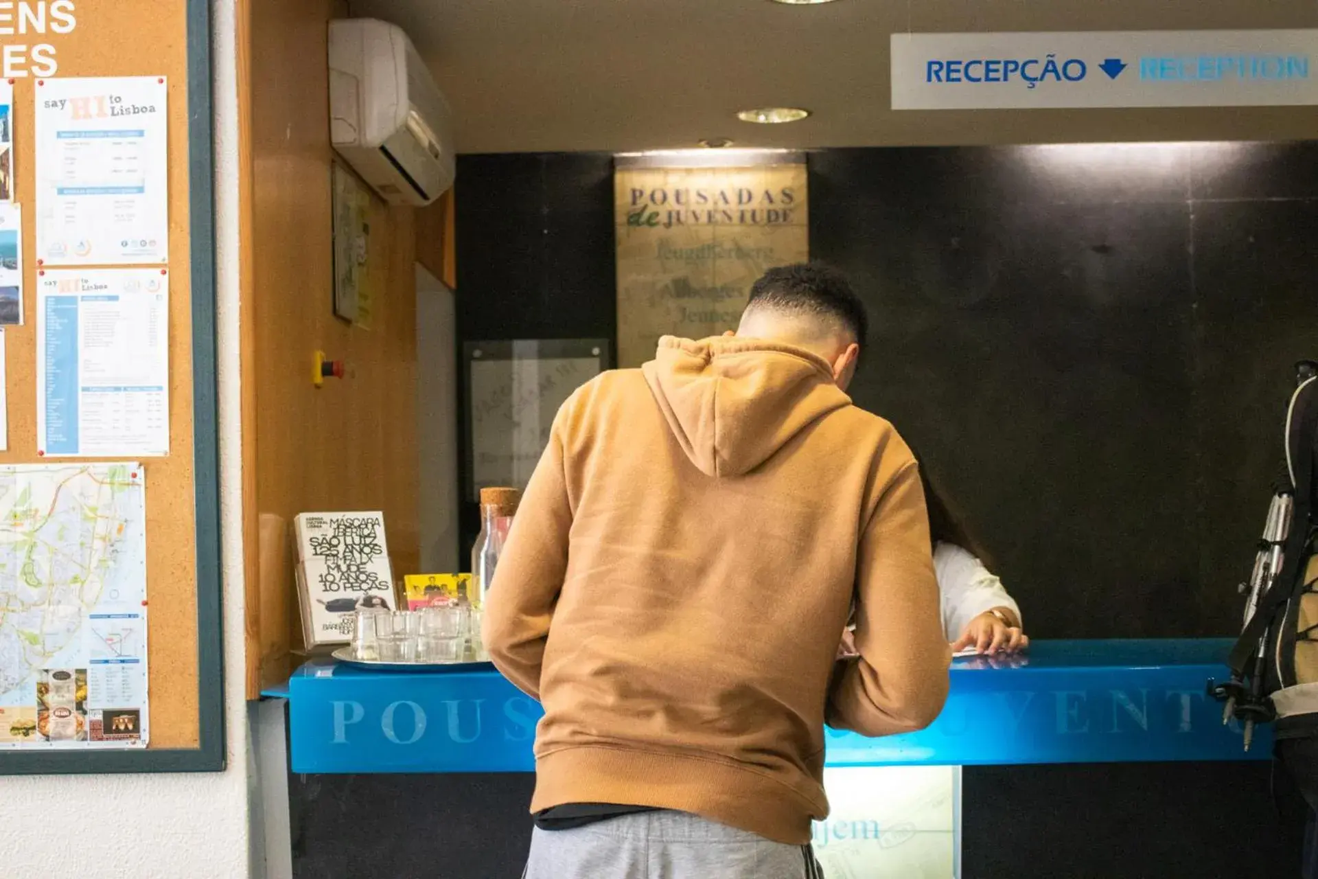 Lobby or reception in HI Lisboa - Pousada de Juventude Lobby or reception in HI Lisboa - Pousada de Juventude