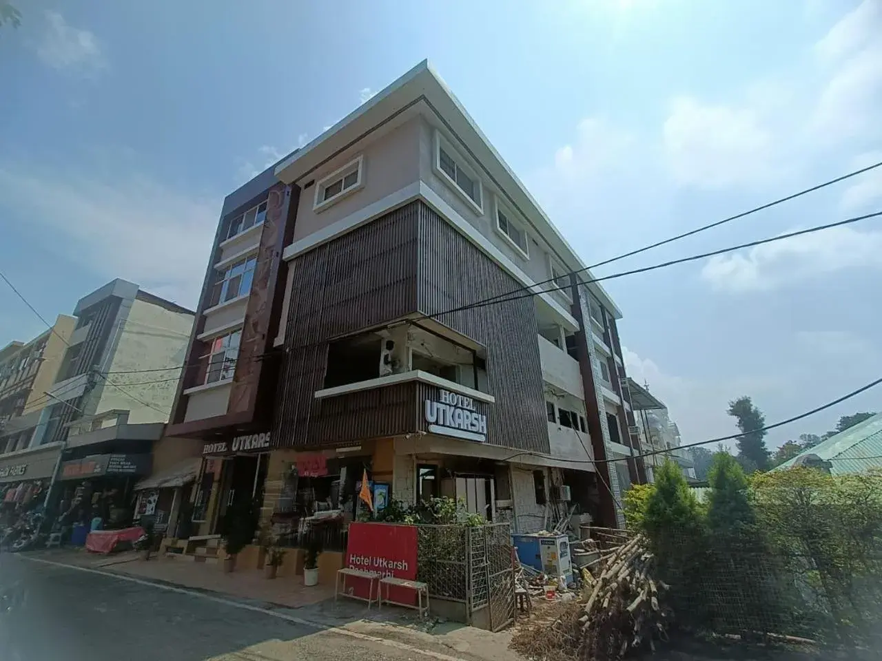 Property building in Hotel utkarsh Property building in Hotel utkarsh